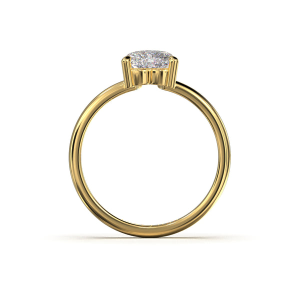Verlobungsring mit herzförmigem Diamantschliff und Goldring